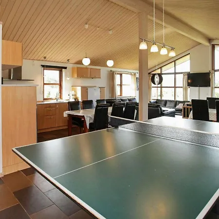 Four-bedroom Holiday In Idestrup 2 Casa de Férias Bøtø By