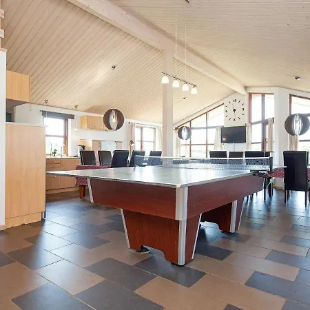 Four-bedroom Holiday In Idestrup 2 * Bøtø By