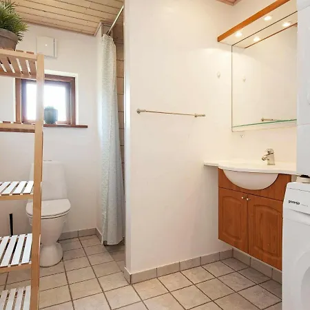 Casa de Férias Four-bedroom Holiday In Idestrup 2